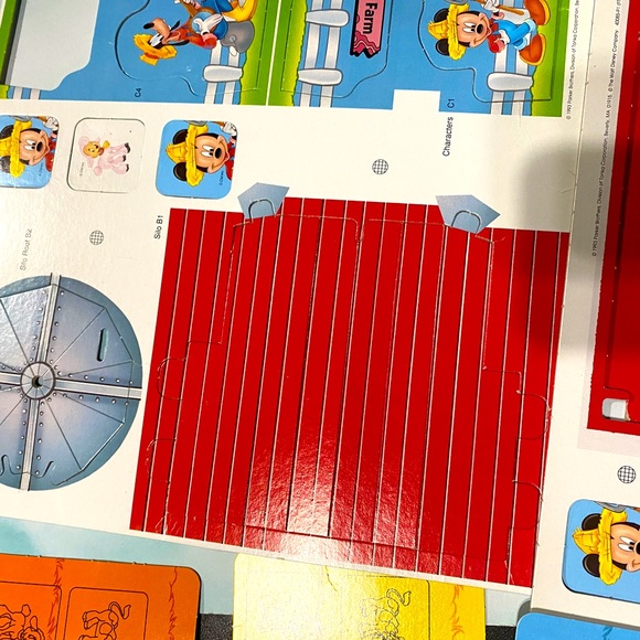 DISNEYS VTG 90s 3-D MIKEYS STUFF SOUNDS OF FUN ELECTRONIC TALKING BOARD GAME - Picture 5 of 16